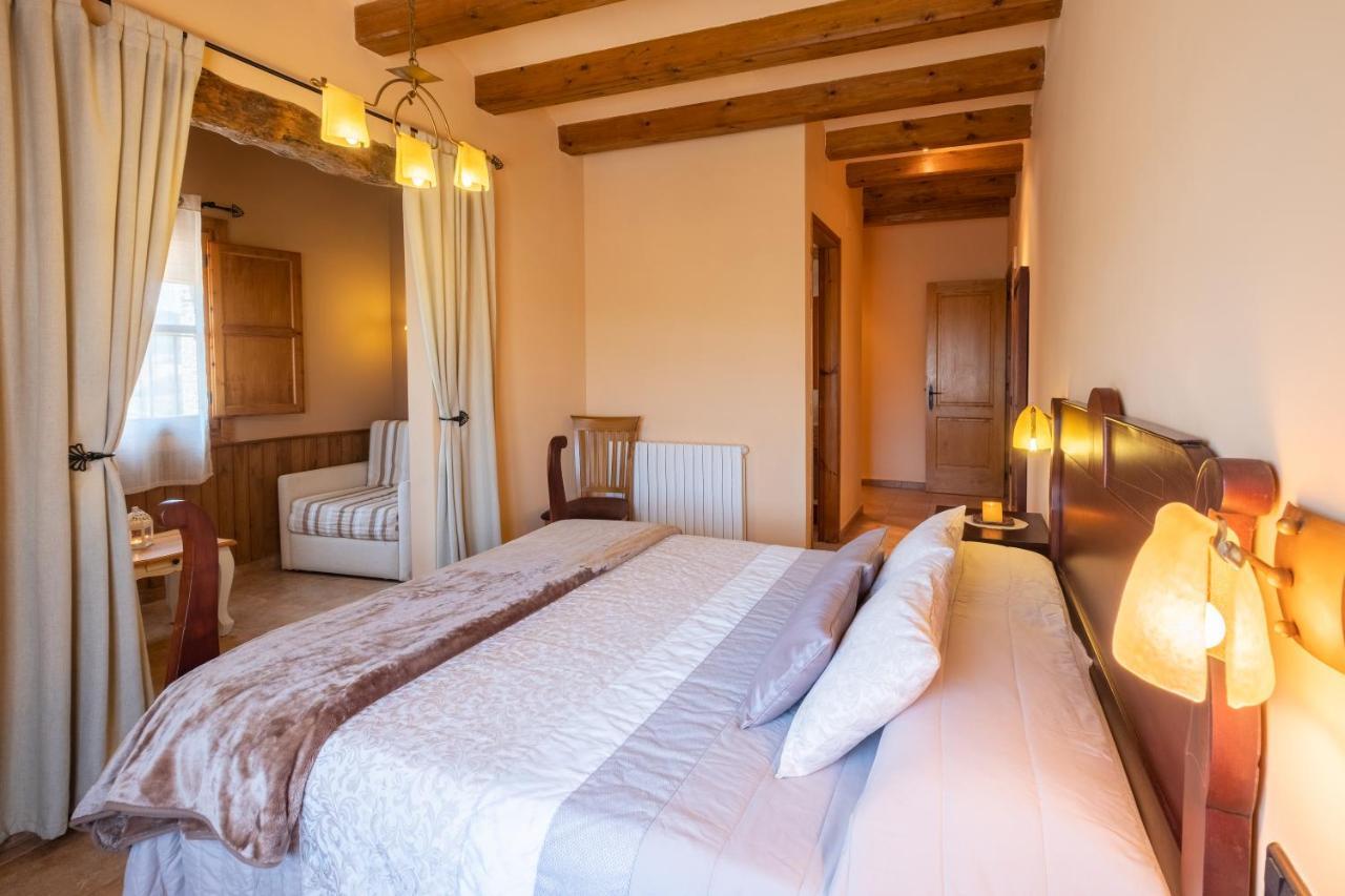 Cal Ros Bed & Breakfast Calonge de Segarra Bagian luar foto